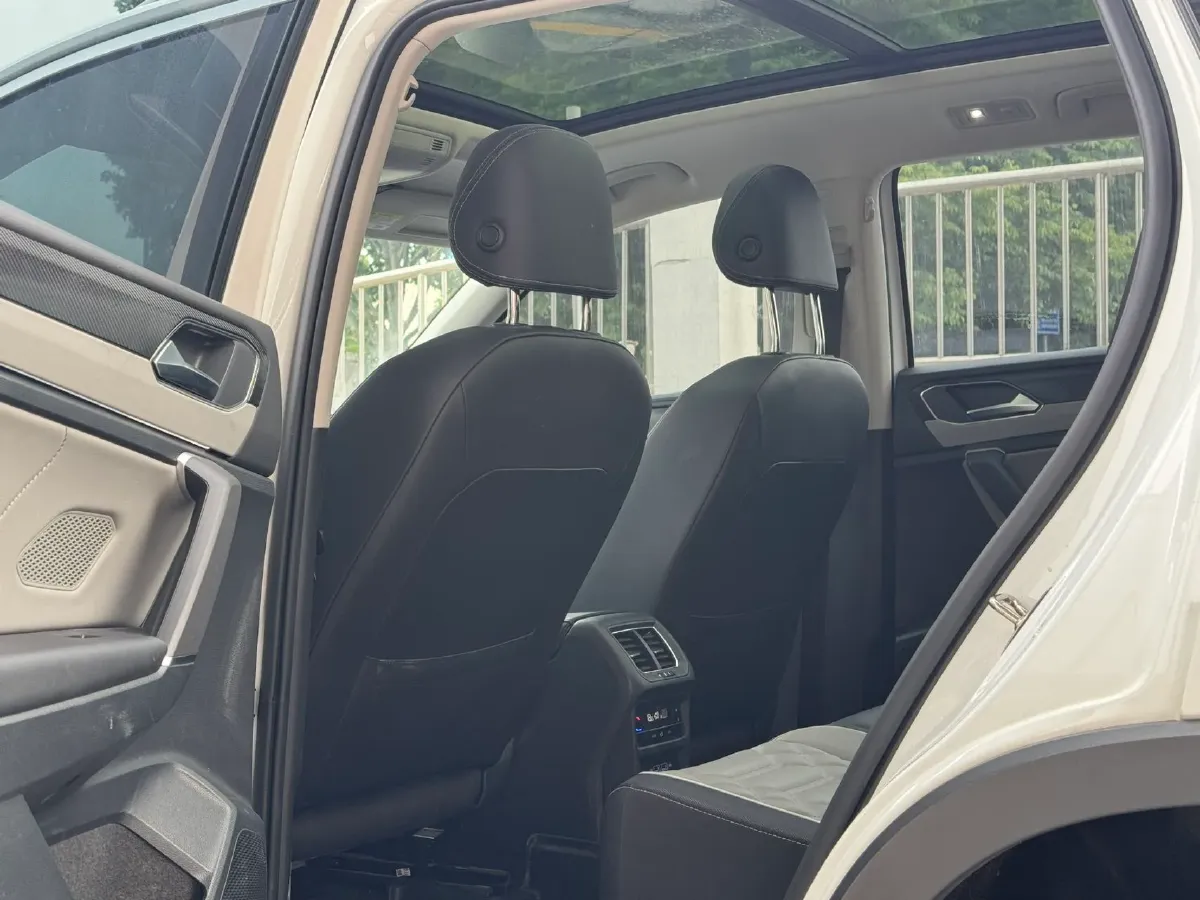 2023 Volkswagen Tayron 2.0T 186HP L4 7DCT,autocango,china used car exporter,china ev exporter,chinese used car exporter,chinese used ev exporter