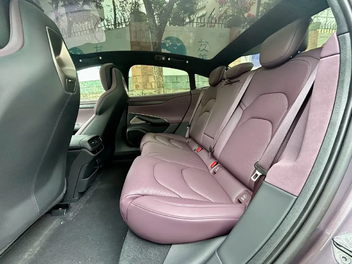 2024 MI SU7 BEV 101KWH,autocango,china used car exporter,china ev exporter,chinese used car exporter,chinese used ev exporter