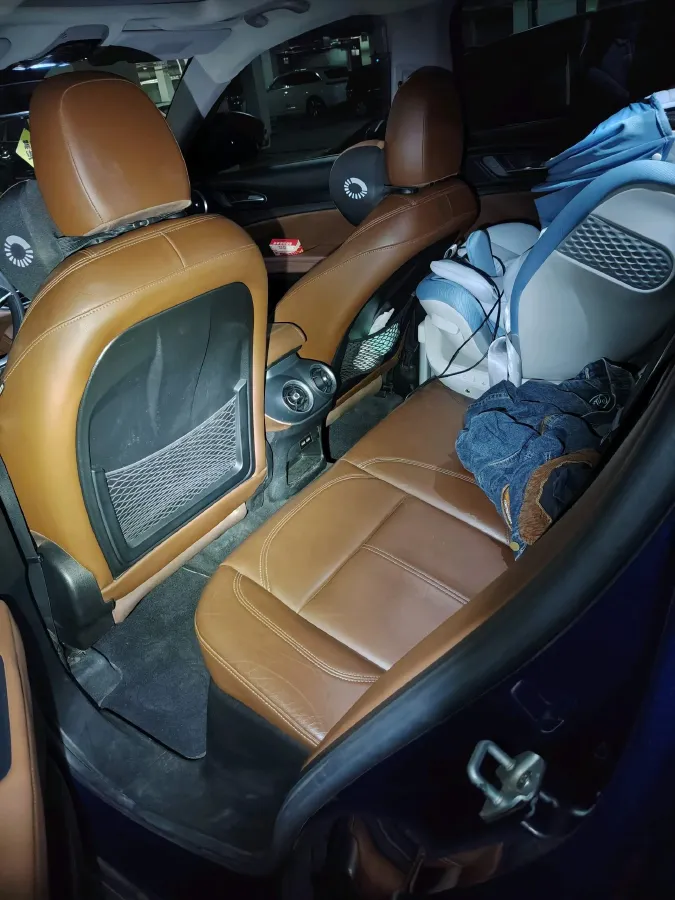 2017 Jaguar XE 2.0T 240HP L4 8AT,autocango,china used car exporter,china ev exporter,chinese used car exporter,chinese used ev exporter