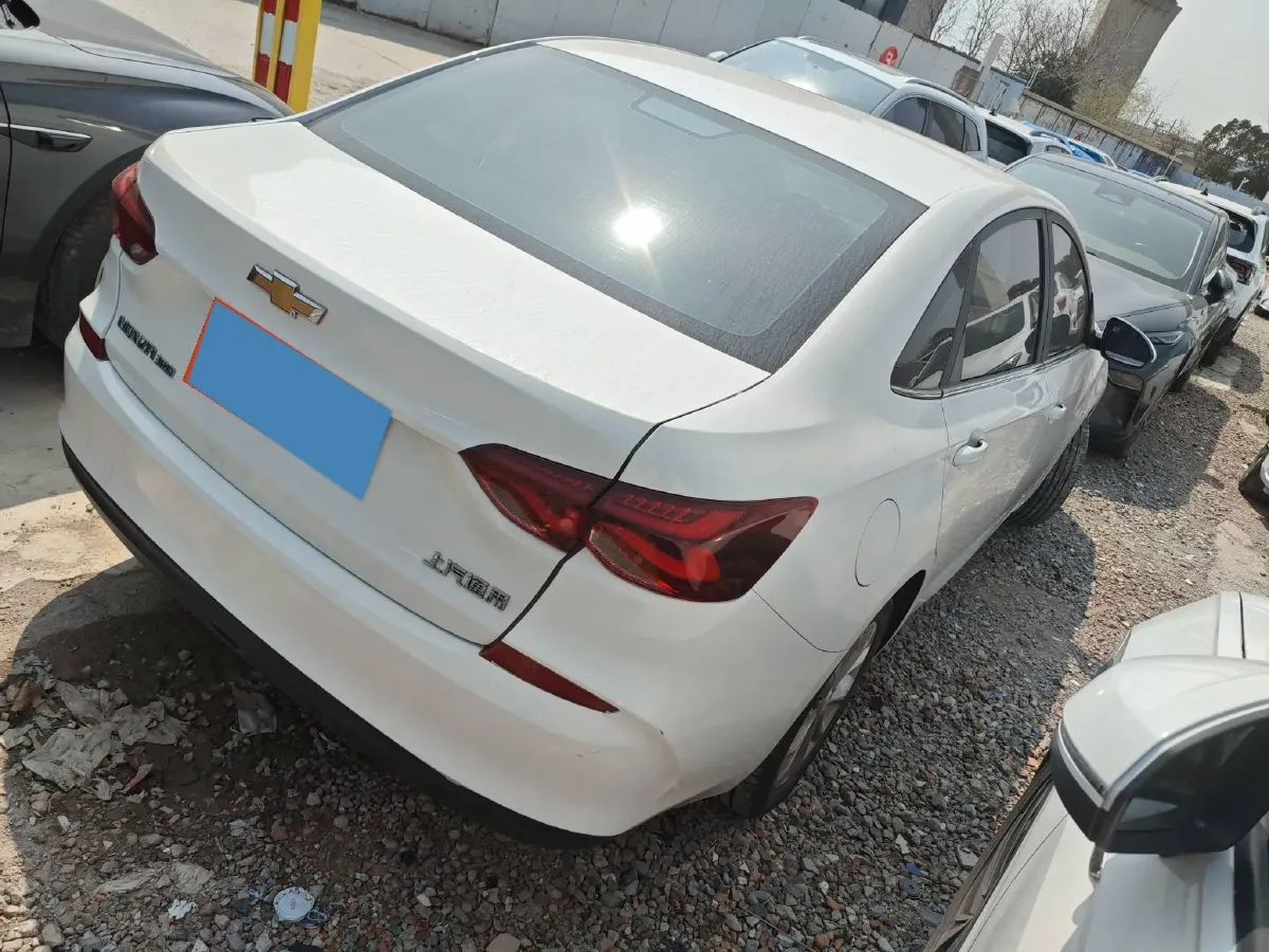 2022 Chevrolet Monza 1.5L 113HP L4 6AT,autocango,china used car exporter,china ev exporter,chinese used car exporter,chinese used ev exporter