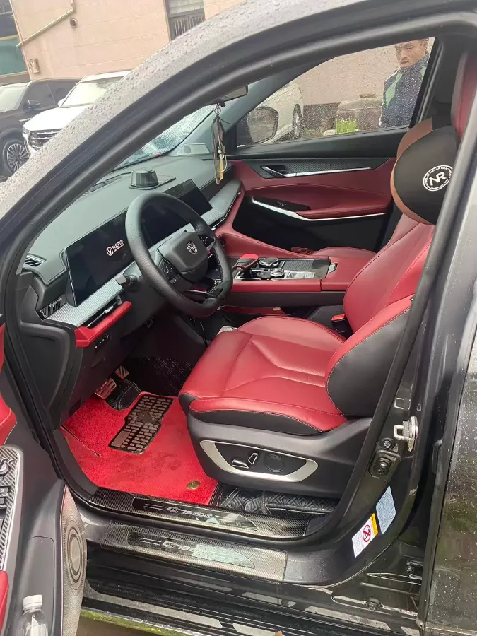 2022 ChangAn CS75 Plus 1.5T 188HP L4 8AT,autocango,china used car exporter,china ev exporter,chinese used car exporter,chinese used ev exporter