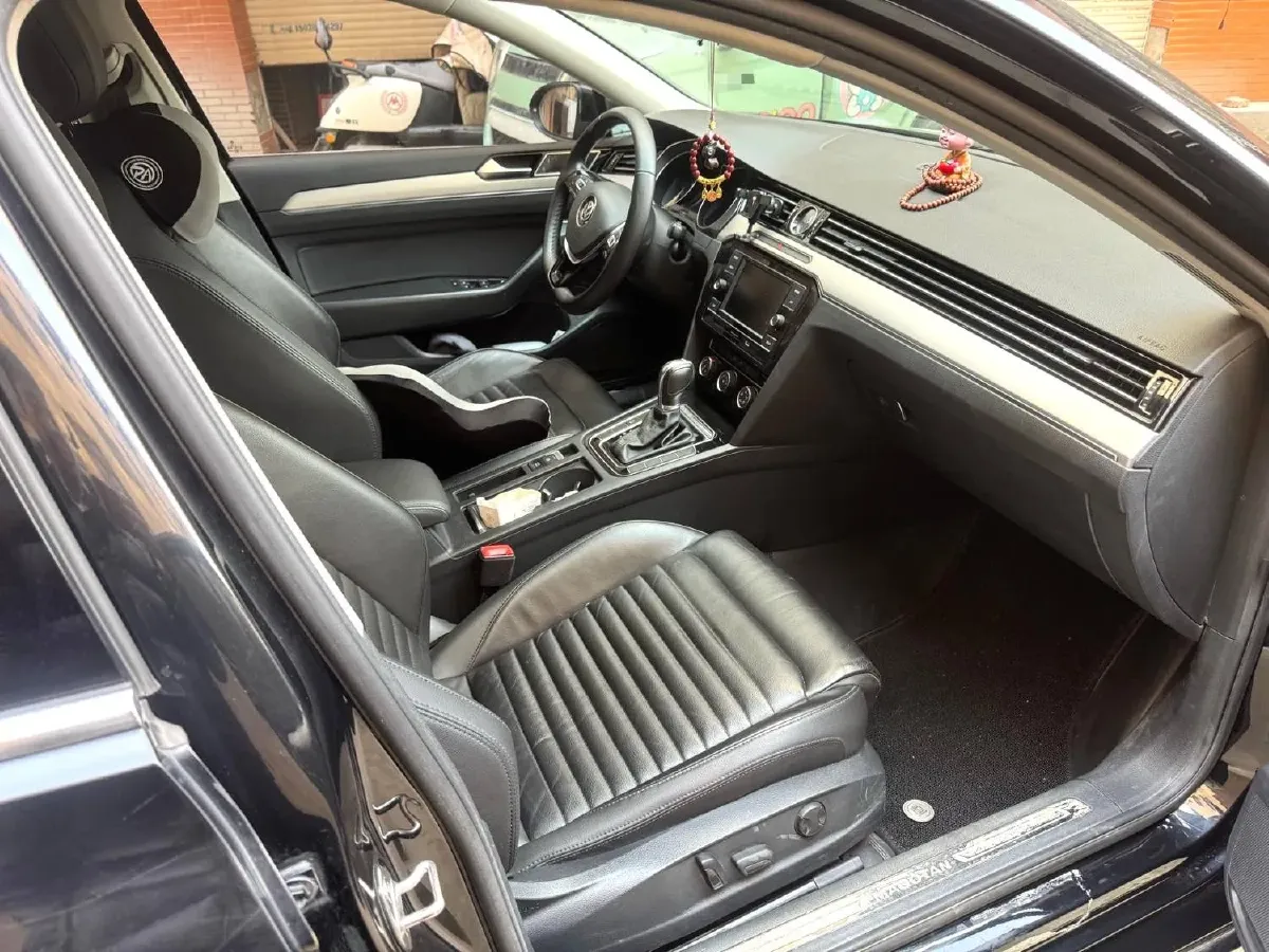 2018 Volkswagen Magotan 1.4T 150HP L4 7DCT,autocango,china used car exporter,china ev exporter,chinese used car exporter,chinese used ev exporter