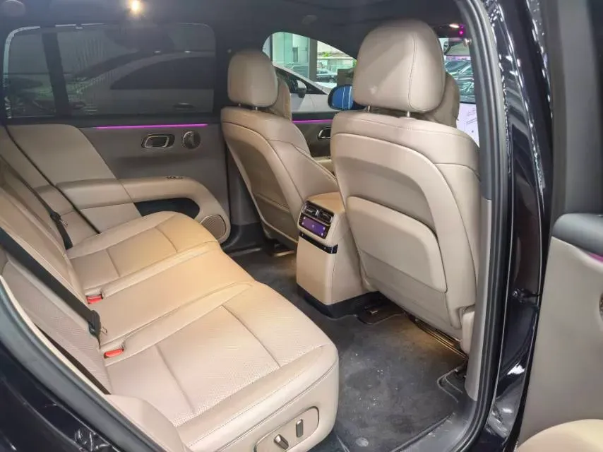 2025 Li i6 BEV,autocango,china used car exporter,china ev exporter,chinese used car exporter,chinese used ev exporter