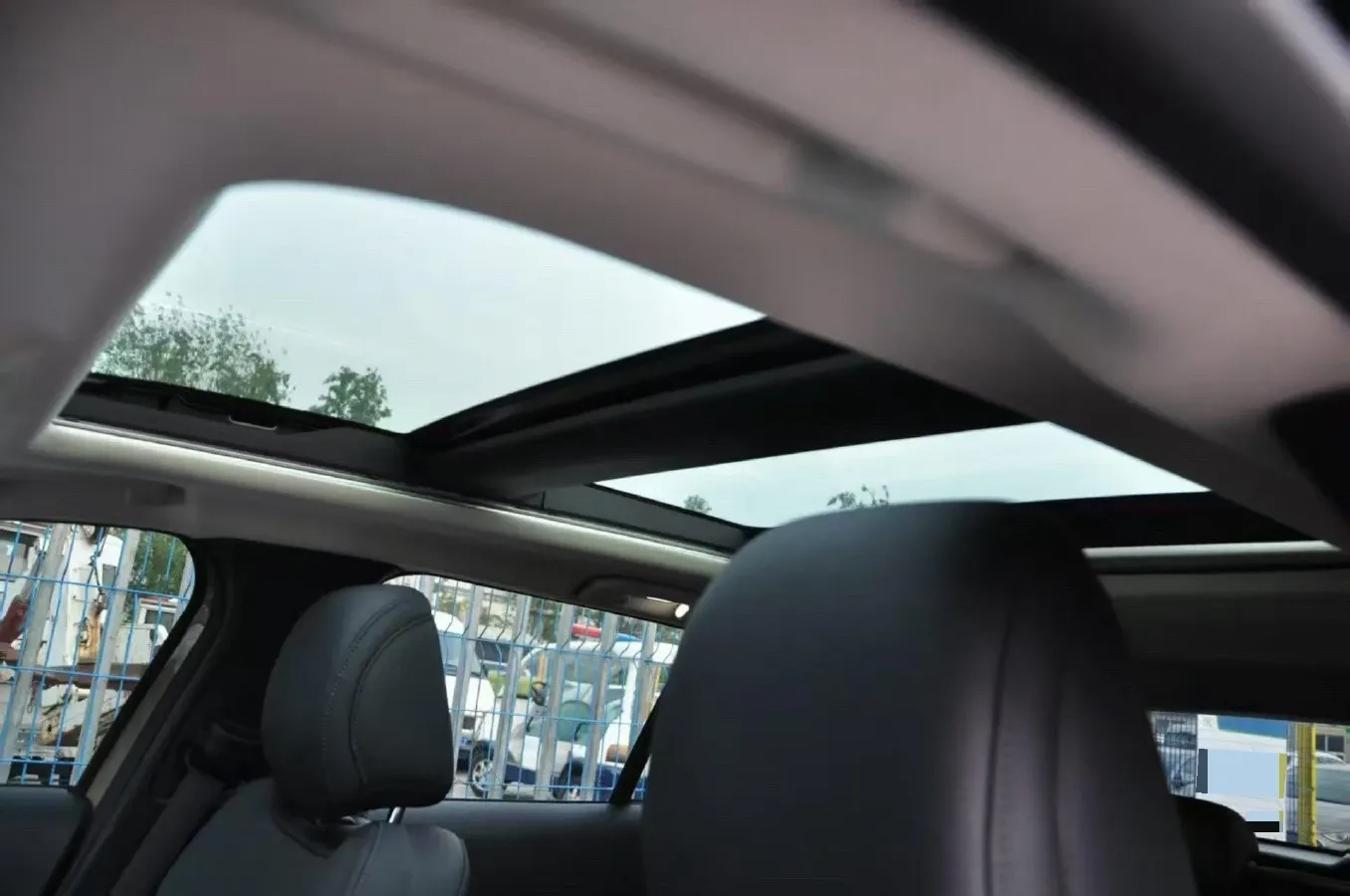 2023 Mazda CX-50 2.0L 155HP L4 6AT,autocango,china used car exporter,china ev exporter,chinese used car exporter,chinese used ev exporter