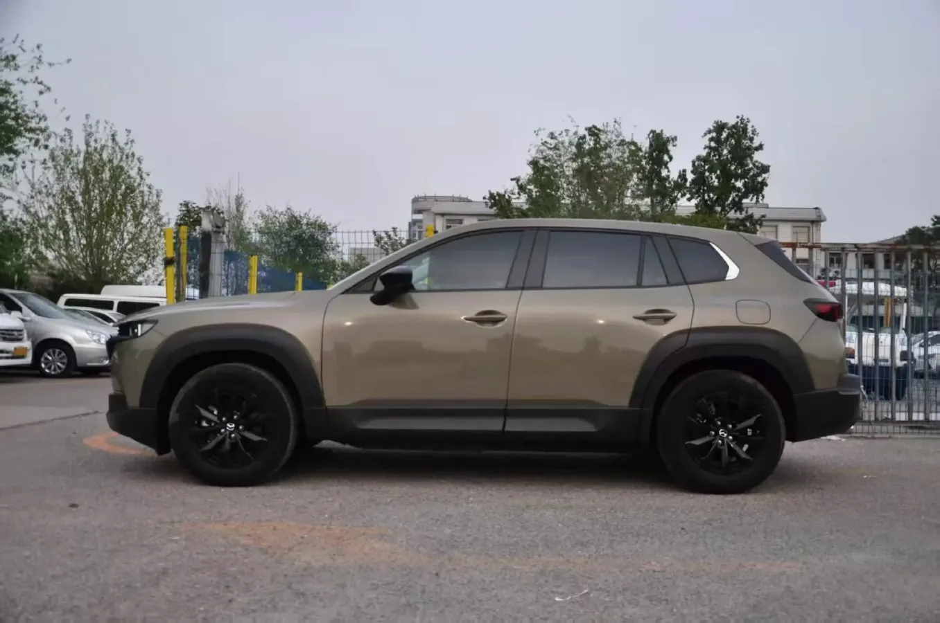 2023 Mazda CX-50 2.0L 155HP L4 6AT,autocango,china used car exporter,china ev exporter,chinese used car exporter,chinese used ev exporter