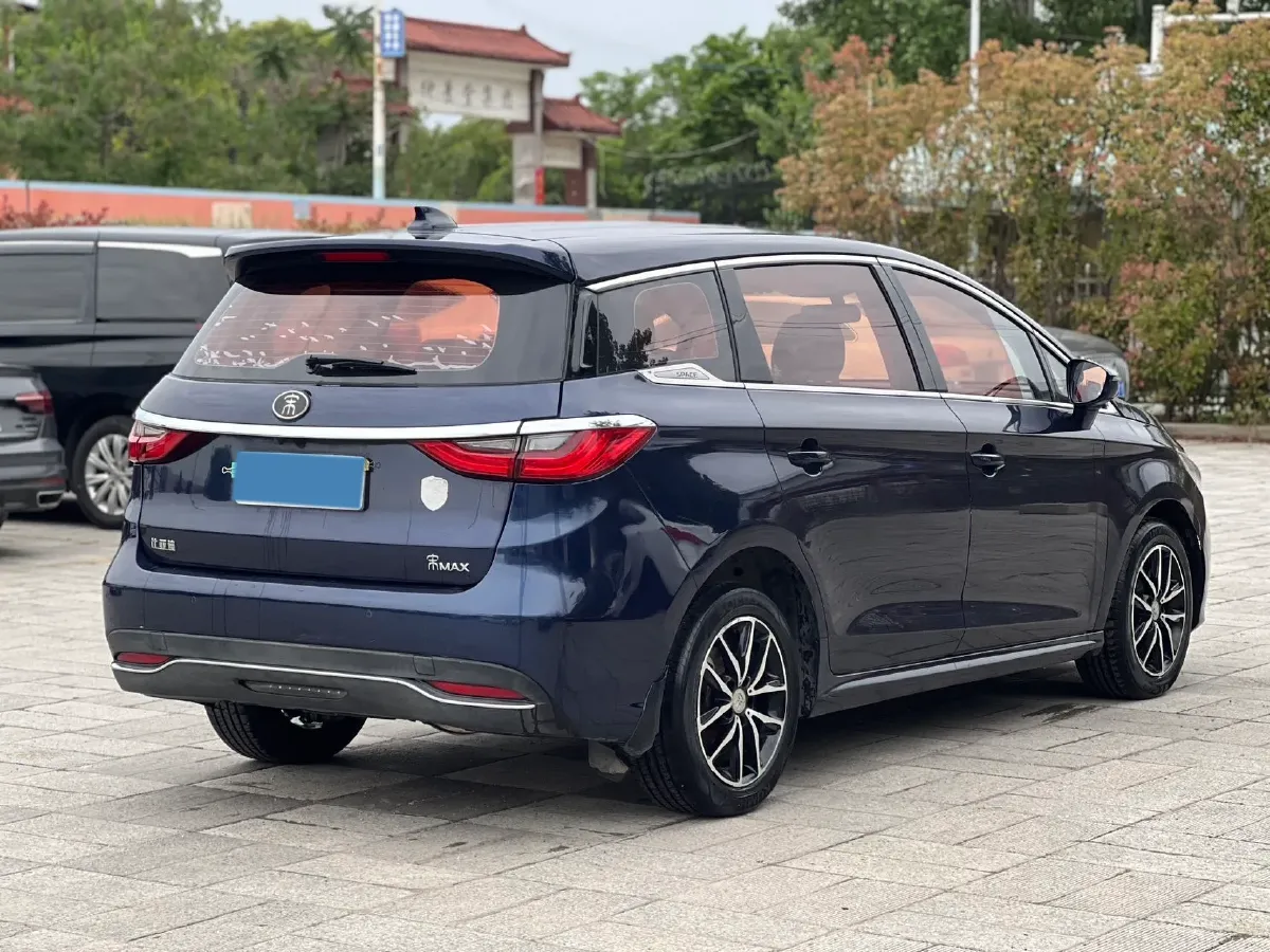 2017 BYD Song MAX 1.5T 154HP L4 6DCT,autocango,china used car exporter,china ev exporter,chinese used car exporter,chinese used ev exporter