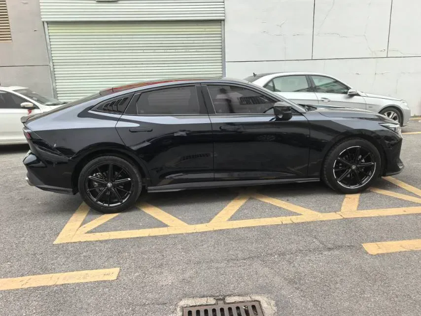 2022 ChangAn UNI-V 1.5T 188HP L4 7DCT,autocango,china used car exporter,china ev exporter,chinese used car exporter,chinese used ev exporter