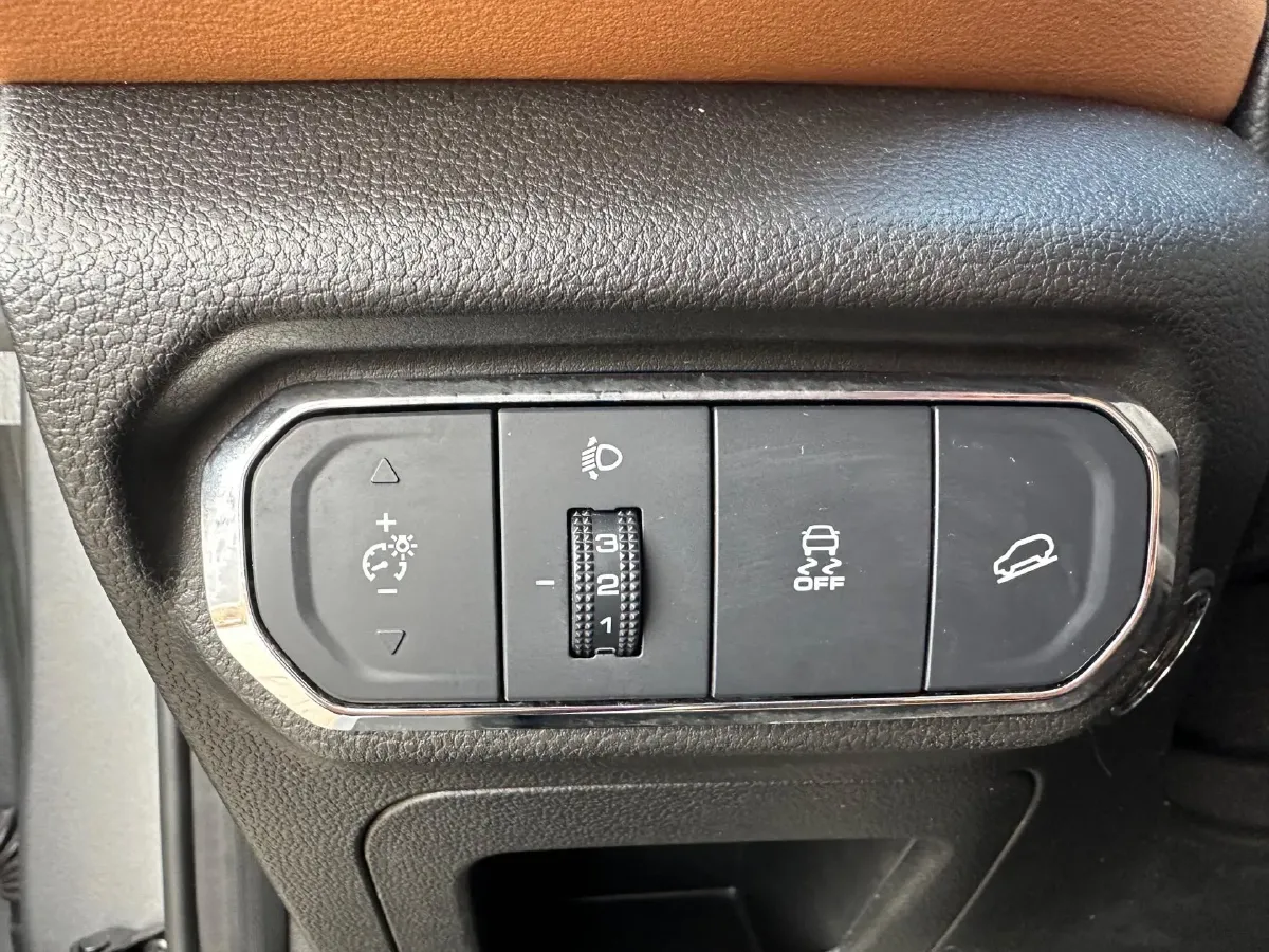 2021 Haval Jolion 1.5T 150HP L4 7DCT,autocango,china used car exporter,china ev exporter,chinese used car exporter,chinese used ev exporter