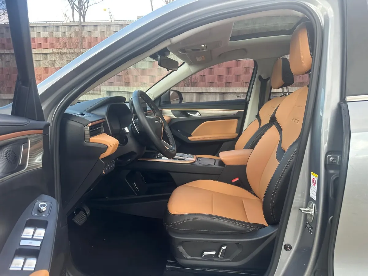 2021 Haval Jolion 1.5T 150HP L4 7DCT,autocango,china used car exporter,china ev exporter,chinese used car exporter,chinese used ev exporter