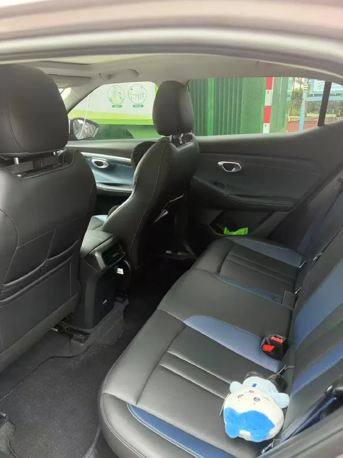 2023 GAC Trumpchi GS3 1.5T 177HP L4 7DCT,autocango,china used car exporter,china ev exporter,chinese used car exporter,chinese used ev exporter