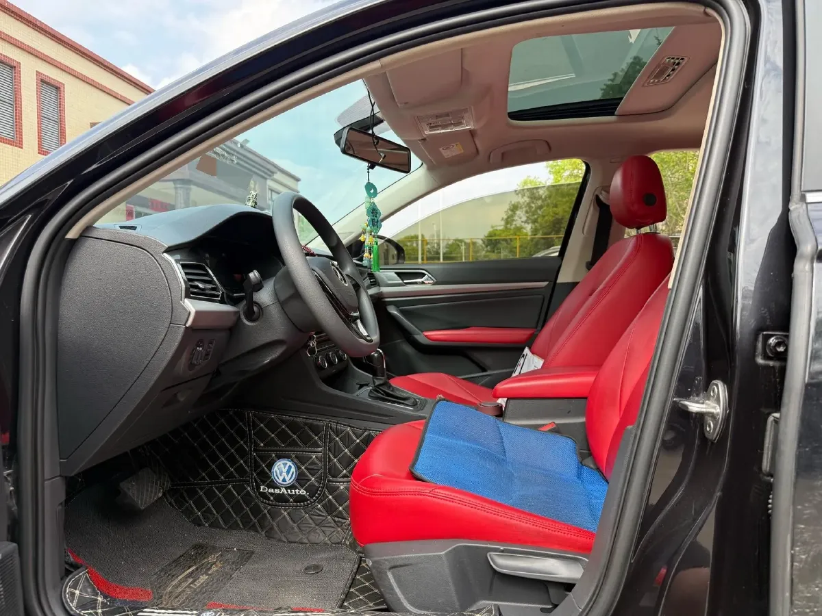 2021 Volkswagen Lavida 1.5L 113HP L4 6AT,autocango,china used car exporter,china ev exporter,chinese used car exporter,chinese used ev exporter