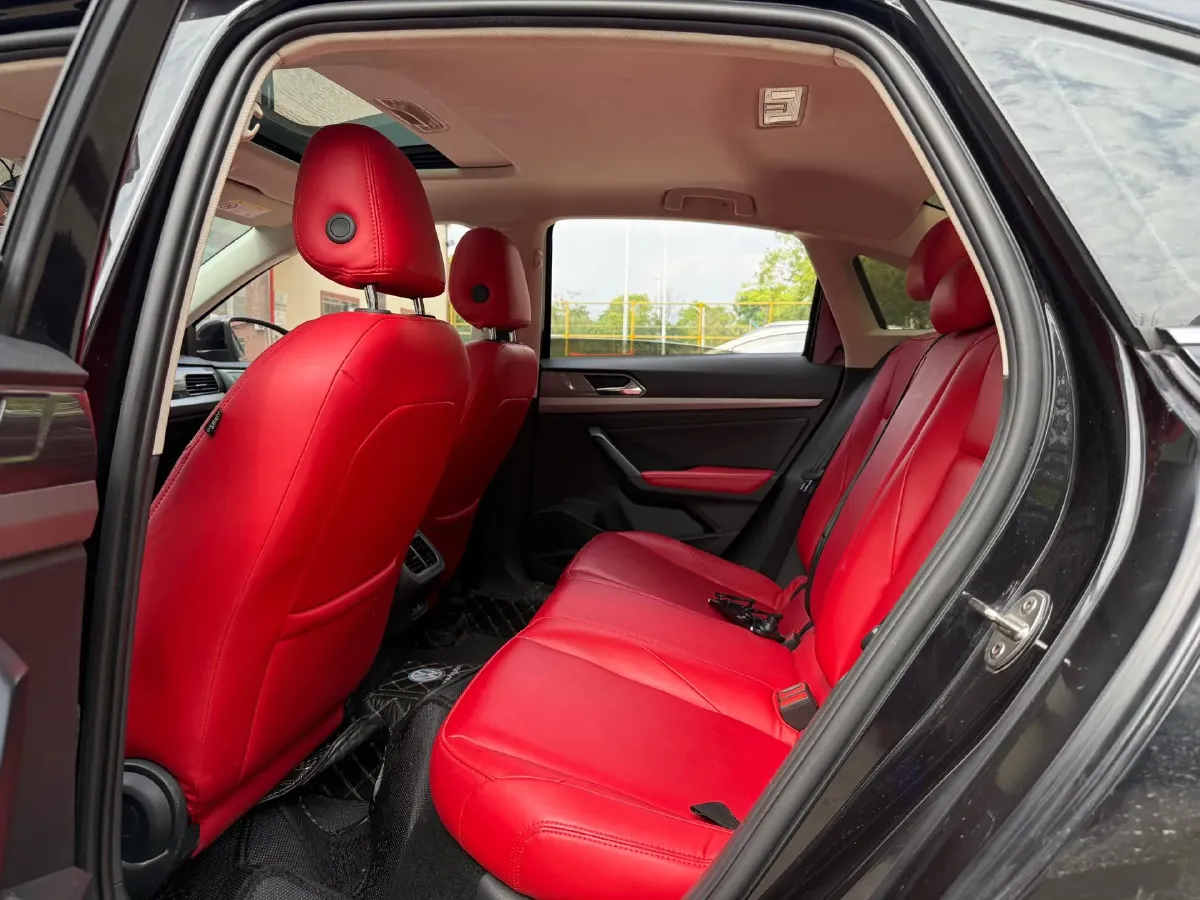 2021 Volkswagen Lavida 1.5L 113HP L4 6AT,autocango,china used car exporter,china ev exporter,chinese used car exporter,chinese used ev exporter