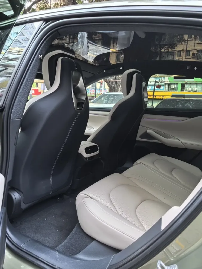 2024 MI SU7 BEV 94.3KWH,autocango,china used car exporter,china ev exporter,chinese used car exporter,chinese used ev exporter