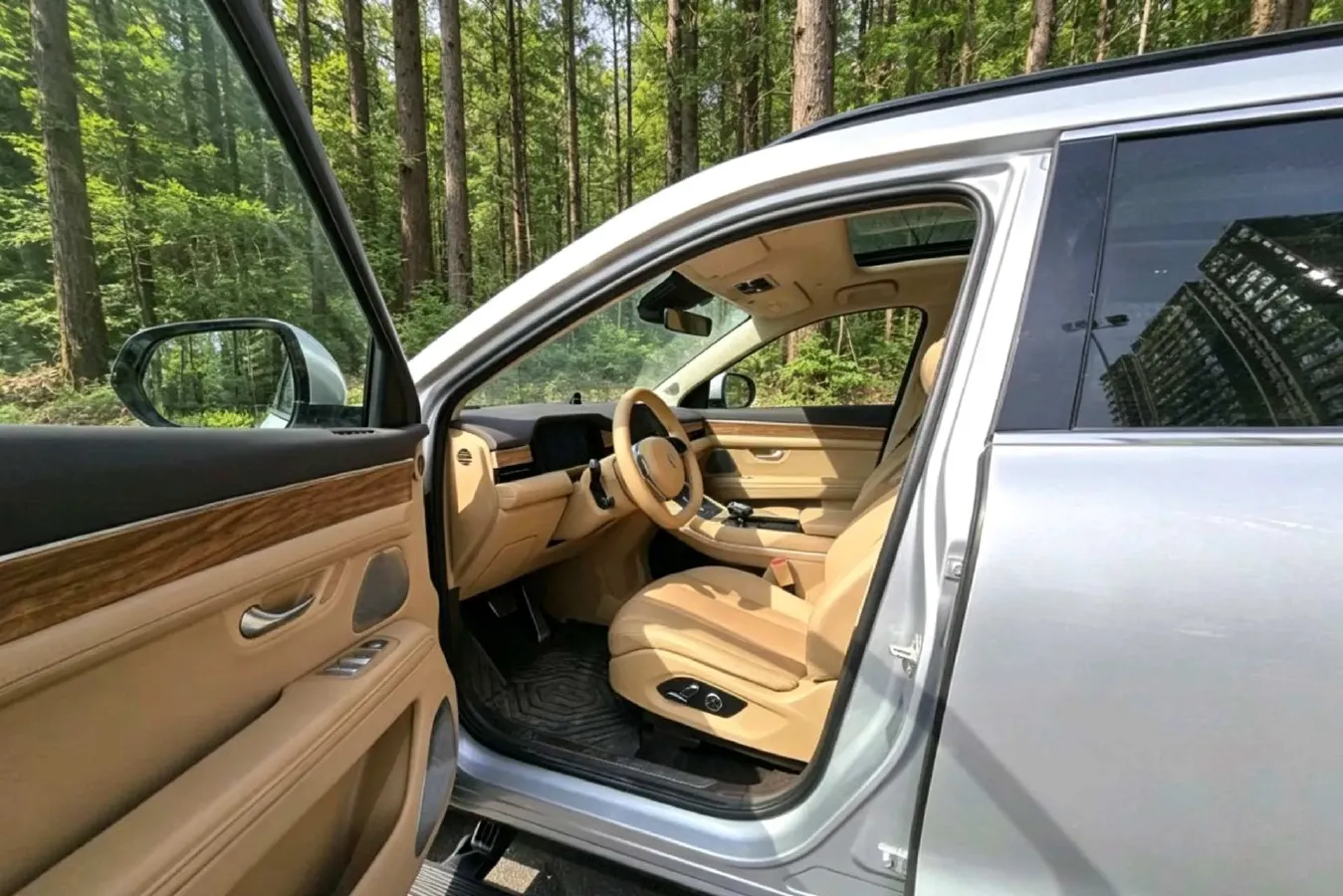 2024 AITO AITO M7 1.5T 152HP L4 REEV 42KWH,autocango,china used car exporter,china ev exporter,chinese used car exporter,chinese used ev exporter