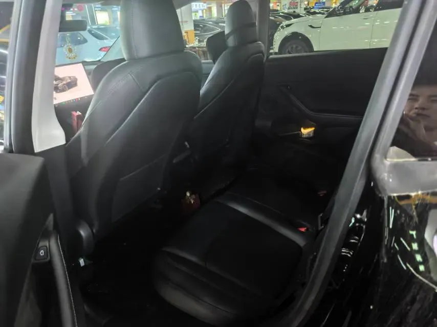 2022 Tesla Model Y BEV 60KWH,autocango,china used car exporter,china ev exporter,chinese used car exporter,chinese used ev exporter