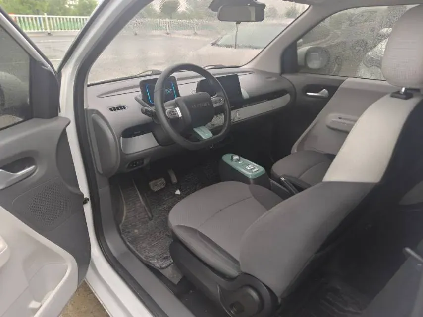 2025 LingBox BOX BEV 19.2KWH,autocango,china used car exporter,china ev exporter,chinese used car exporter,chinese used ev exporter