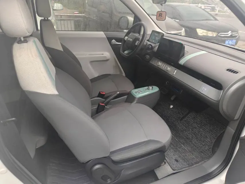 2025 LingBox BOX BEV 19.2KWH,autocango,china used car exporter,china ev exporter,chinese used car exporter,chinese used ev exporter