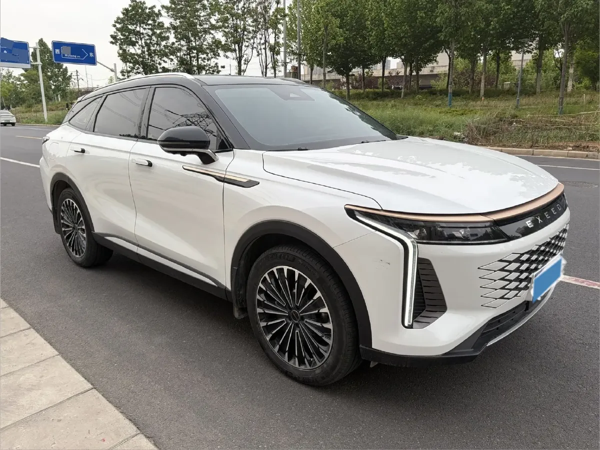 2023 Exceed RX 2.0T 261HP L4 8AT,autocango,china used car exporter,china ev exporter,chinese used car exporter,chinese used ev exporter