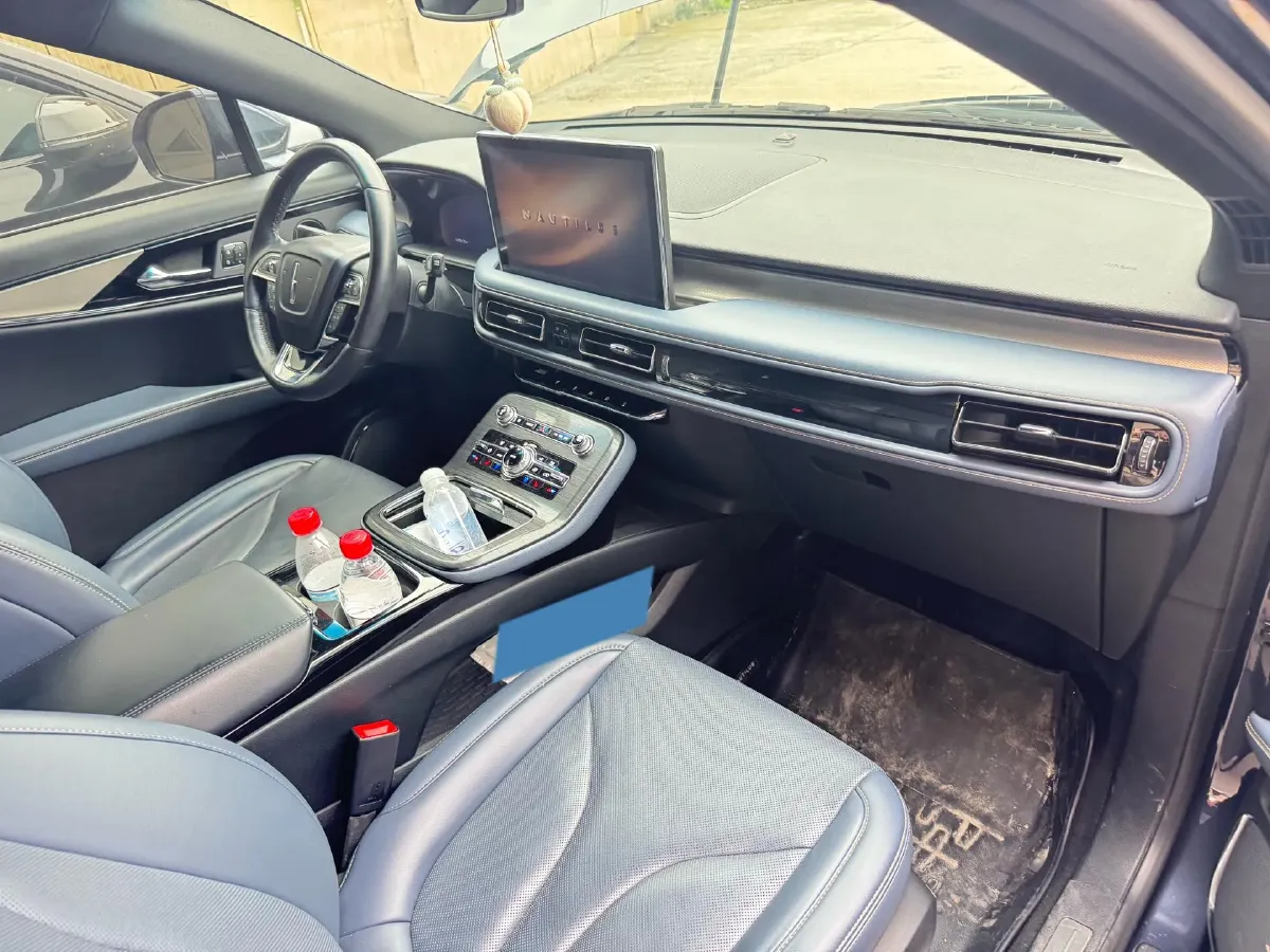 2021 Lincoln Nautilus 2.0T 245HP L4 8AT,autocango,china used car exporter,china ev exporter,chinese used car exporter,chinese used ev exporter