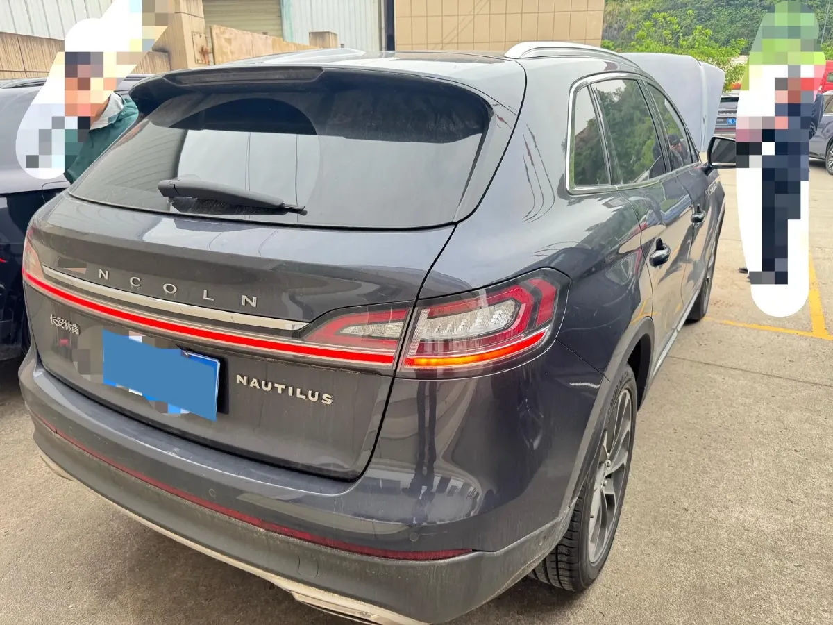 2021 Lincoln Nautilus 2.0T 245HP L4 8AT,autocango,china used car exporter,china ev exporter,chinese used car exporter,chinese used ev exporter