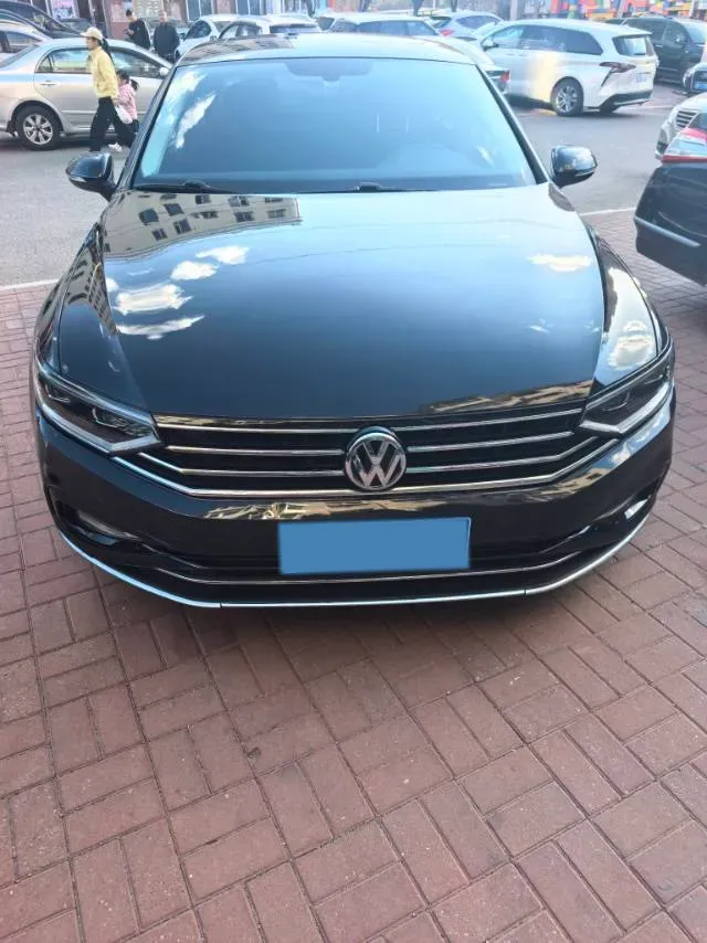 2020 Volkswagen Magotan 2.0T 186HP L4 7DCT,autocango,china used car exporter,china ev exporter,chinese used car exporter,chinese used ev exporter