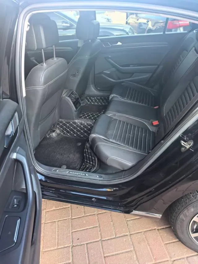 2020 Volkswagen Magotan 2.0T 186HP L4 7DCT,autocango,china used car exporter,china ev exporter,chinese used car exporter,chinese used ev exporter