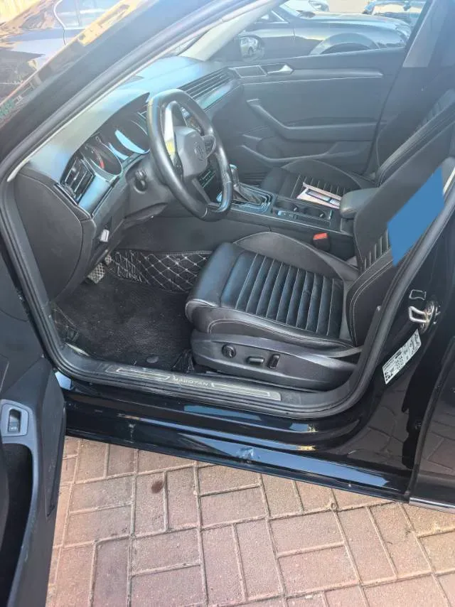 2020 Volkswagen Magotan 2.0T 186HP L4 7DCT,autocango,china used car exporter,china ev exporter,chinese used car exporter,chinese used ev exporter