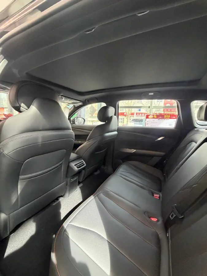 2025 ChangAn CS75 Plus 1.5T 192HP L4 8AT,autocango,china used car exporter,china ev exporter,chinese used car exporter,chinese used ev exporter