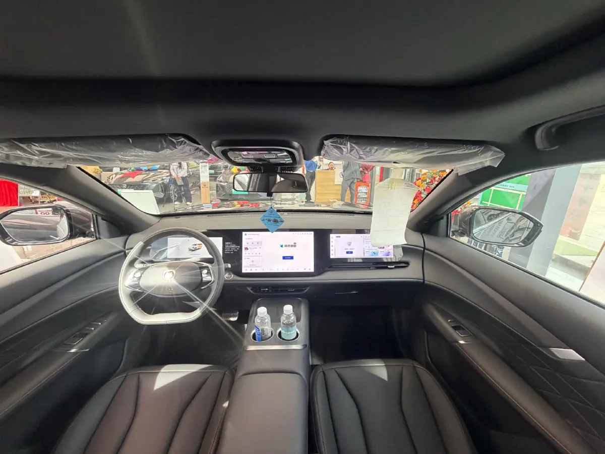 2025 ChangAn CS75 Plus 1.5T 192HP L4 8AT,autocango,china used car exporter,china ev exporter,chinese used car exporter,chinese used ev exporter