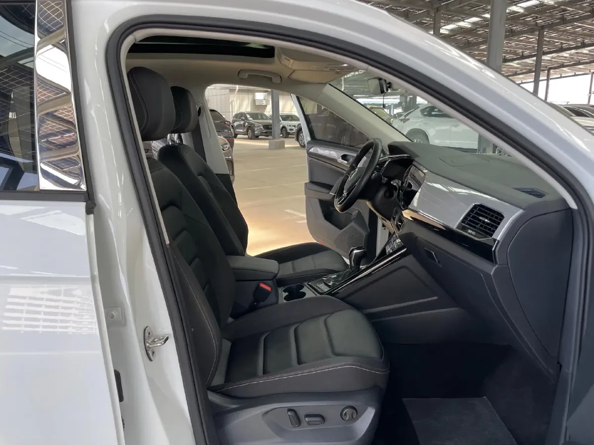 2022 Volkswagen Tayron 1.4T 150HP L4 7DCT,autocango,china used car exporter,china ev exporter,chinese used car exporter,chinese used ev exporter