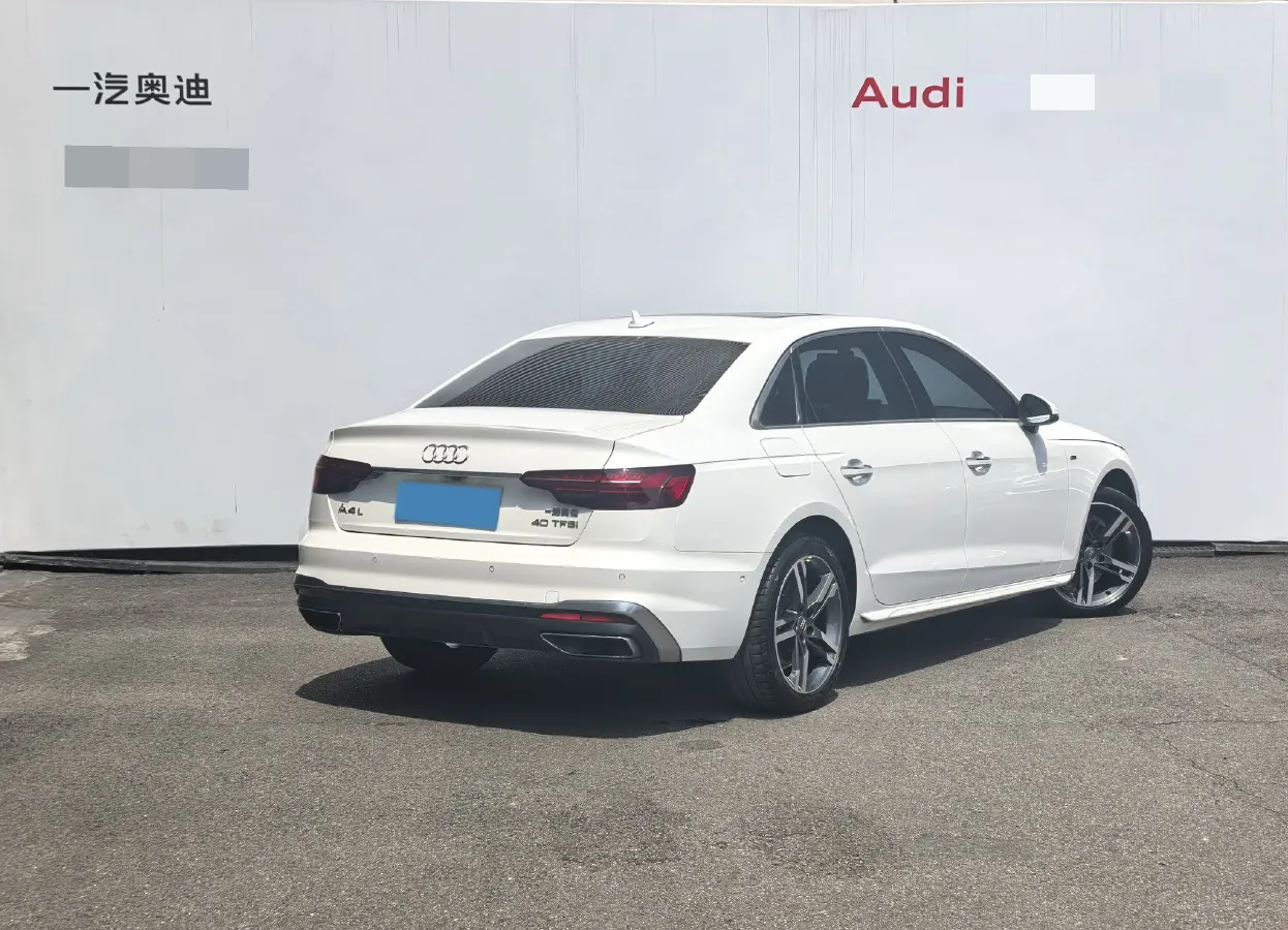 2020 Audi A4L 2.0T 190HP L4 7DCT,autocango,china used car exporter,china ev exporter,chinese used car exporter,chinese used ev exporter