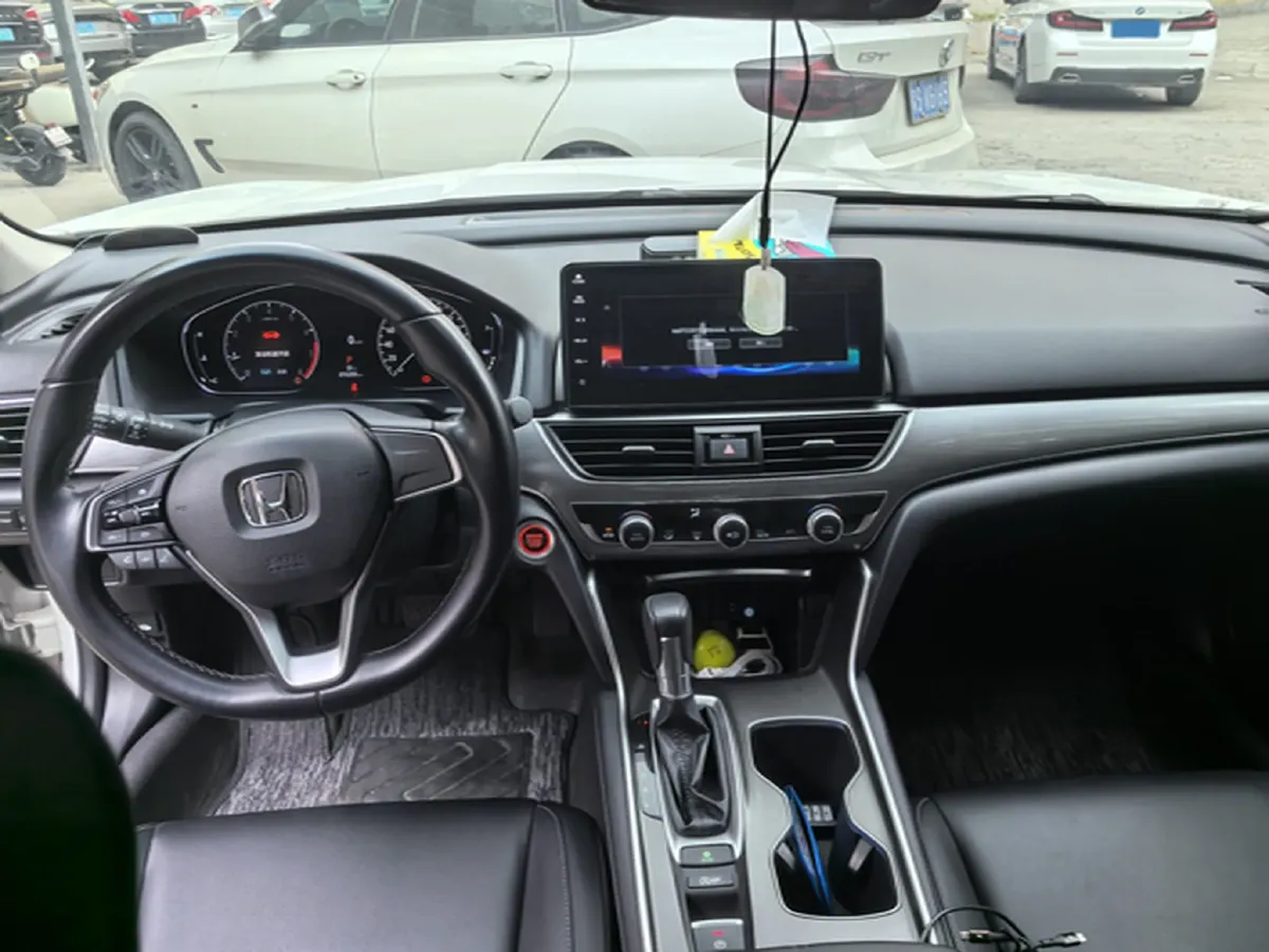 2022 Honda Accord 1.5T 194HP L4 CVT,autocango,china used car exporter,china ev exporter,chinese used car exporter,chinese used ev exporter