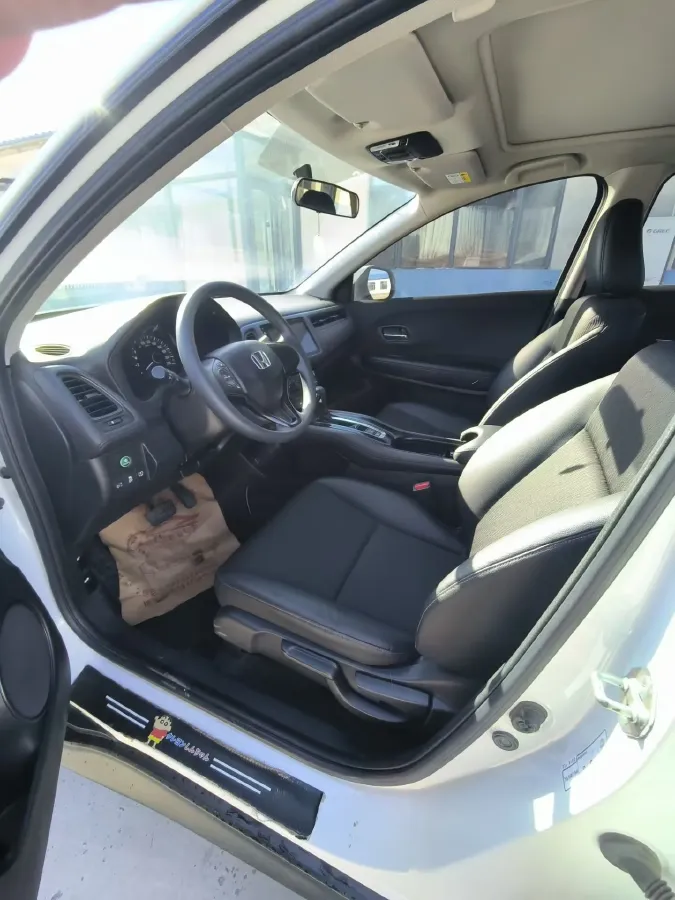 2020 Honda Vezel 1.5L 131HP L4 CVT,autocango,china used car exporter,china ev exporter,chinese used car exporter,chinese used ev exporter