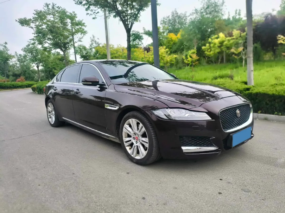 2018 Mercedes-Benz E Class 2.0T 184HP L4 9AT,autocango,china used car exporter,china ev exporter,chinese used car exporter,chinese used ev exporter