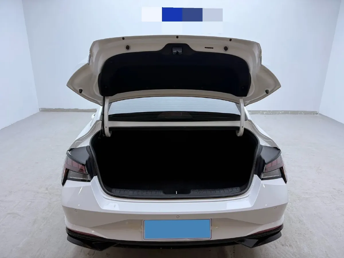 2021 Hyundai Elantra 1.5L 115HP L4 CVT,autocango,china used car exporter,china ev exporter,chinese used car exporter,chinese used ev exporter