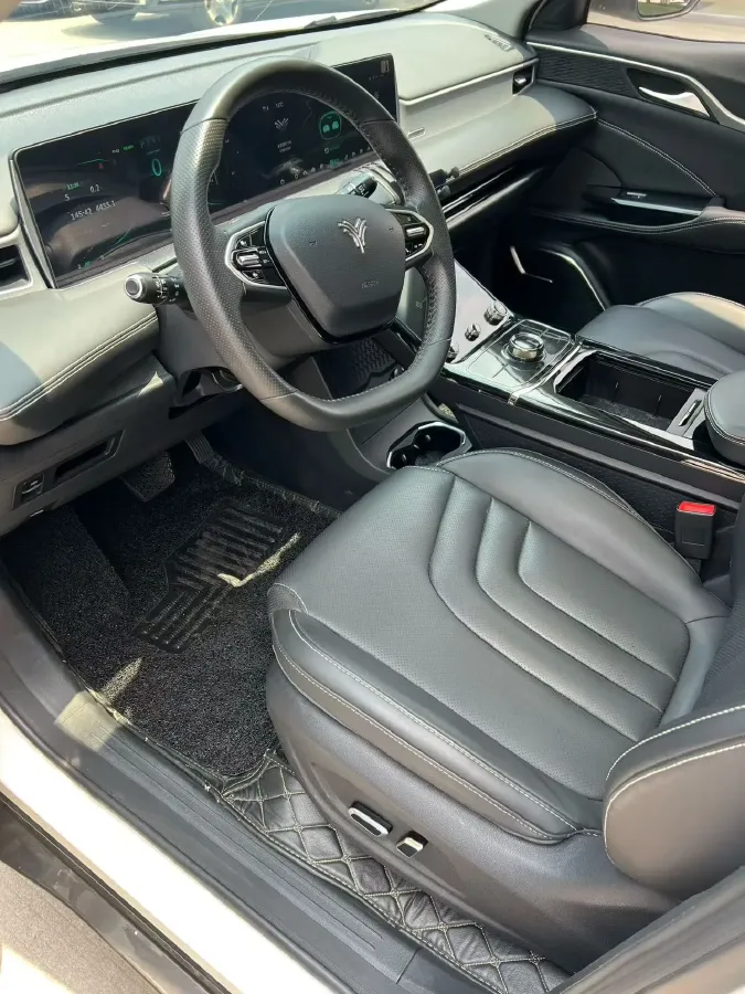 2022 MAXUS D60 1.5T 169HP L4 7DCT,autocango,china used car exporter,china ev exporter,chinese used car exporter,chinese used ev exporter