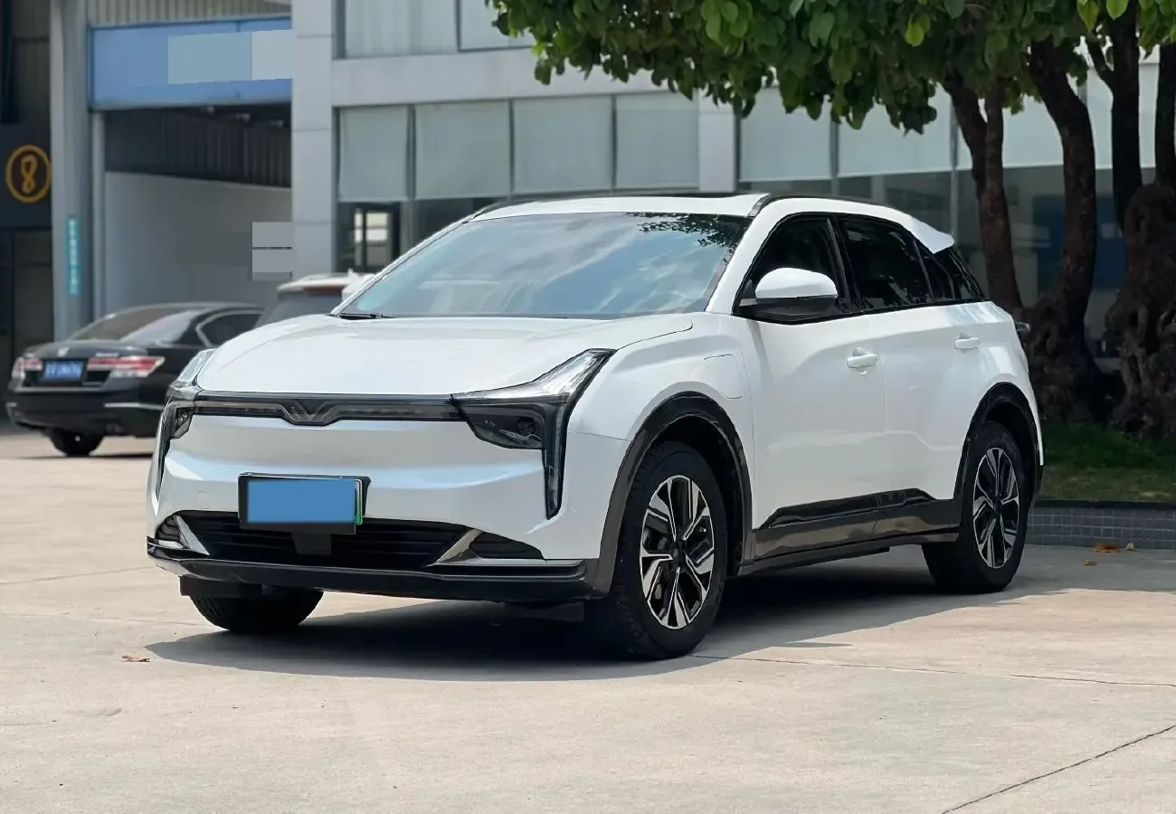 2022 MAXUS D60 1.5T 169HP L4 7DCT,autocango,china used car exporter,china ev exporter,chinese used car exporter,chinese used ev exporter