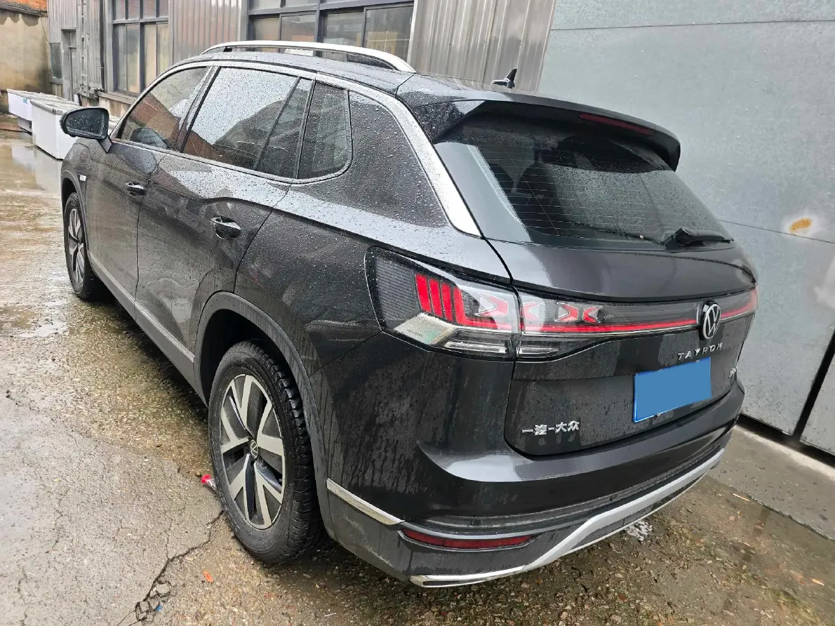 2025 Volkswagen Tayron 1.5T 160HP L4 7DCT,autocango,china used car exporter,china ev exporter,chinese used car exporter,chinese used ev exporter