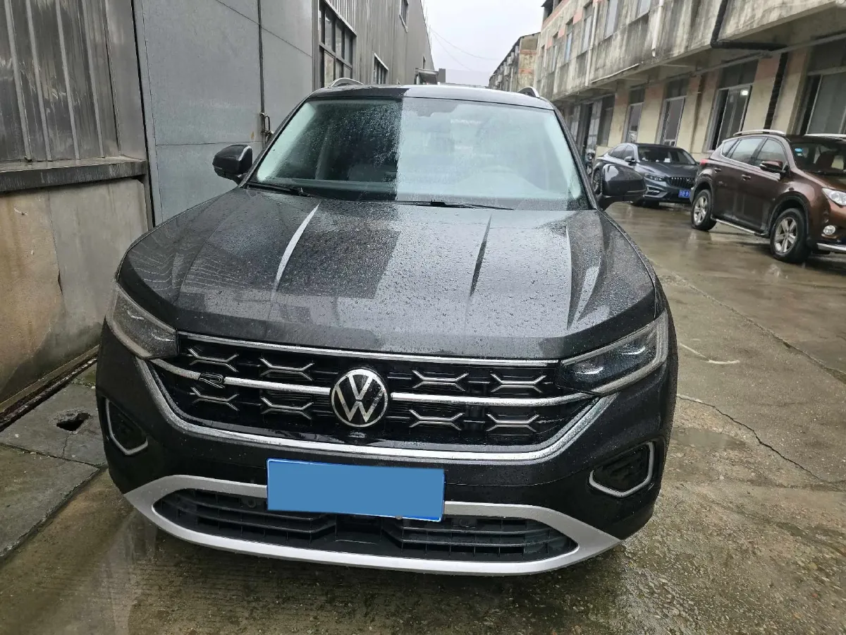 2025 Volkswagen Tayron 1.5T 160HP L4 7DCT,autocango,china used car exporter,china ev exporter,chinese used car exporter,chinese used ev exporter