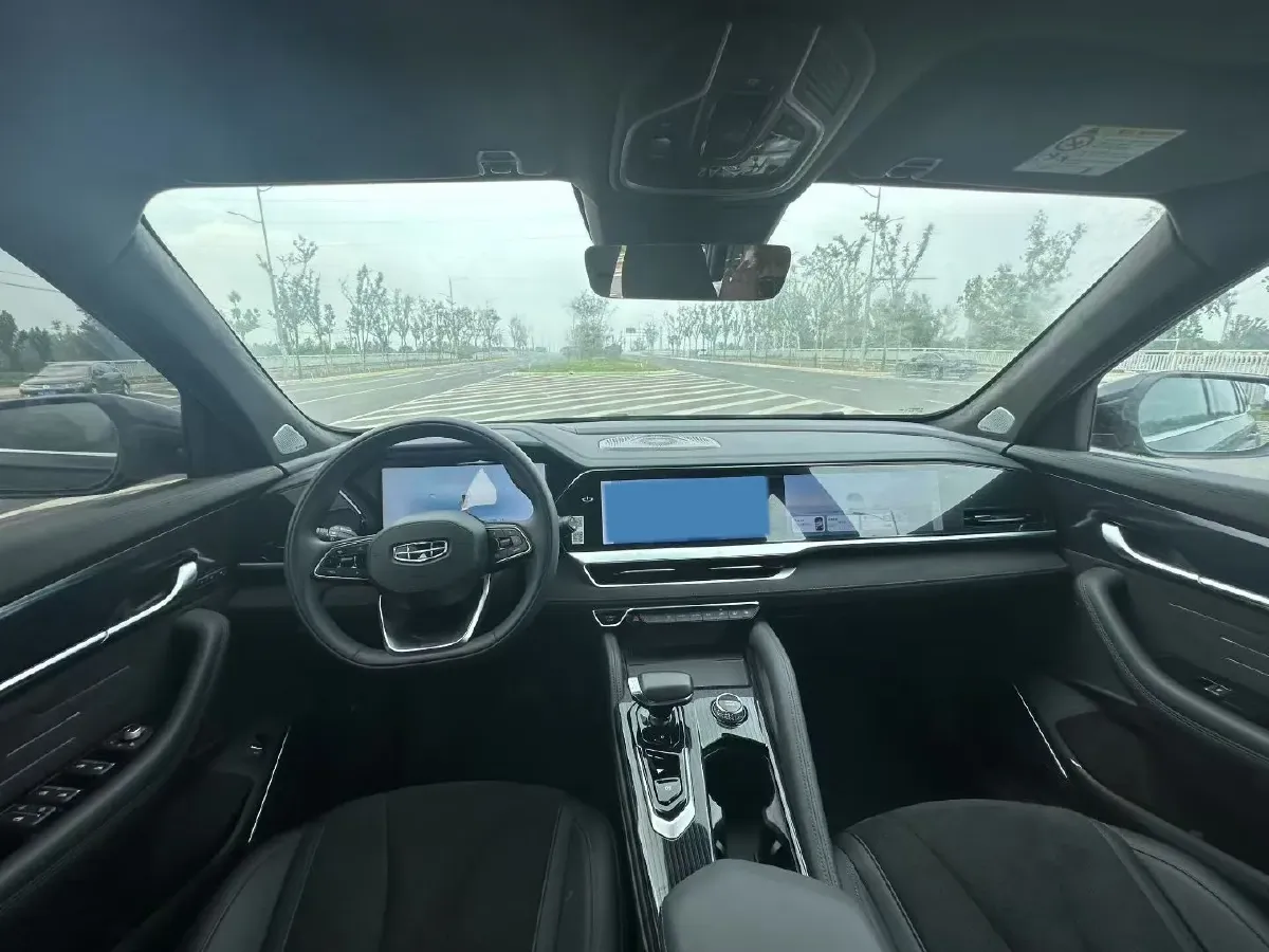 2024 Geely Monjaro 2.0T 238HP L4 8AT,autocango,china used car exporter,china ev exporter,chinese used car exporter,chinese used ev exporter