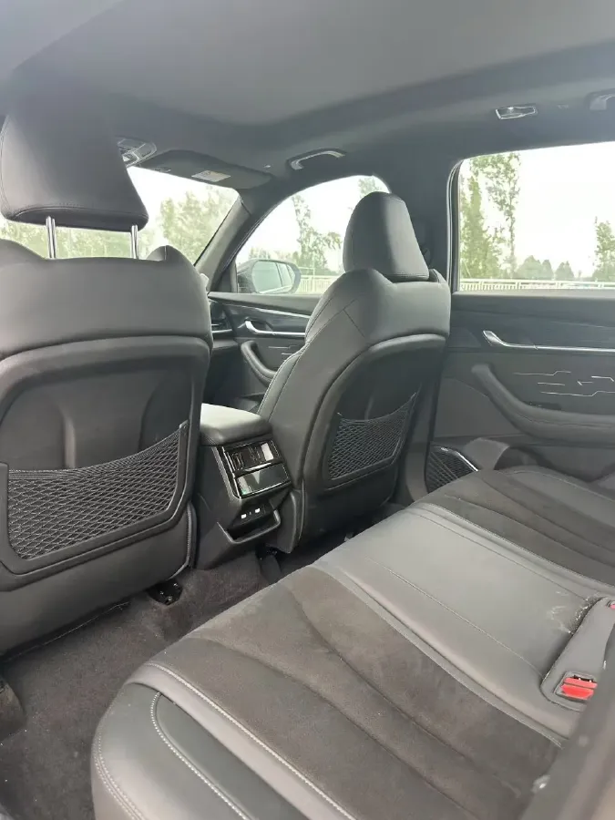 2024 Geely Monjaro 2.0T 238HP L4 8AT,autocango,china used car exporter,china ev exporter,chinese used car exporter,chinese used ev exporter