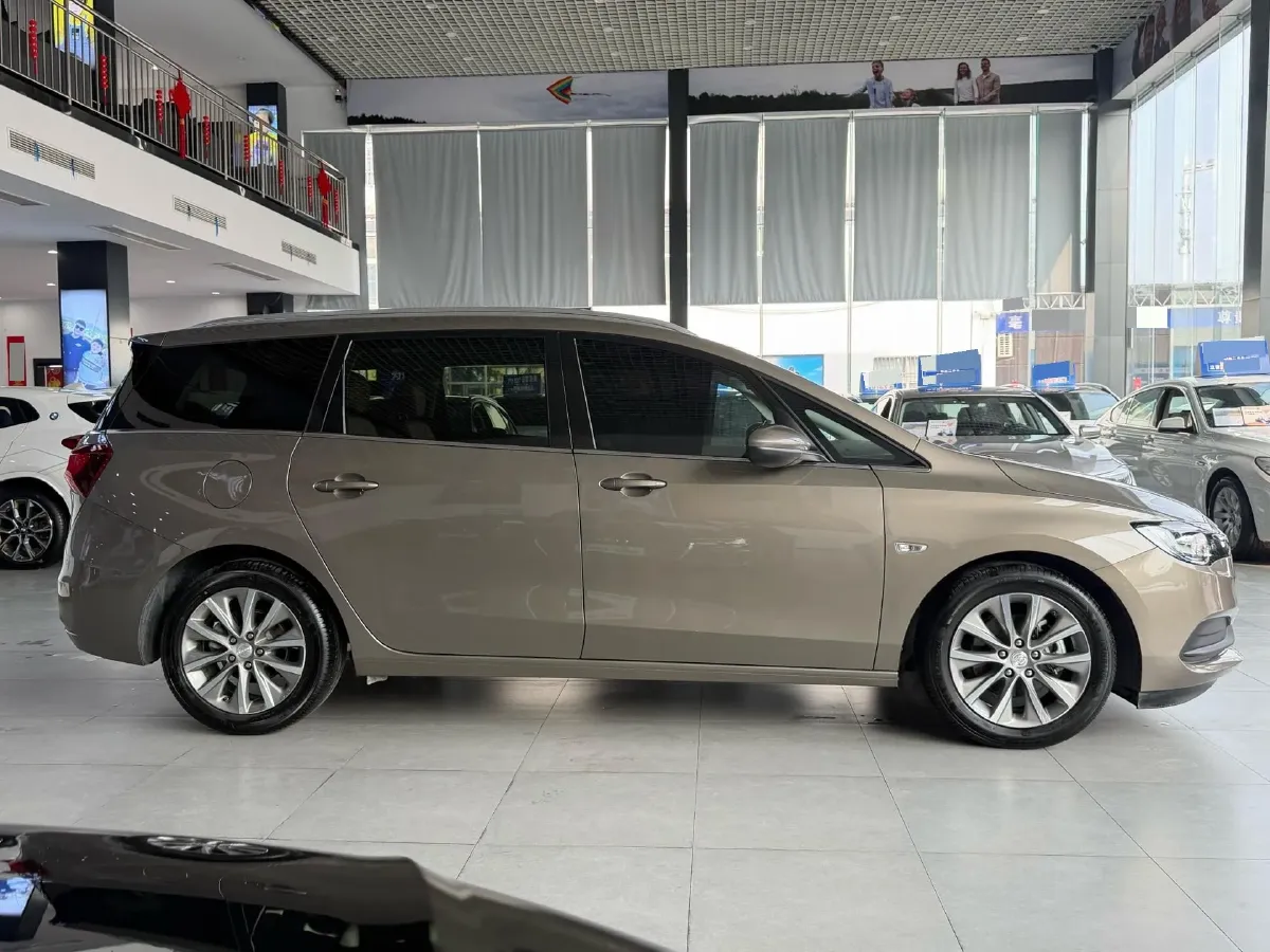 2021 Buick GL6 1.3T 163HP L3 6AT,autocango,china used car exporter,china ev exporter,chinese used car exporter,chinese used ev exporter