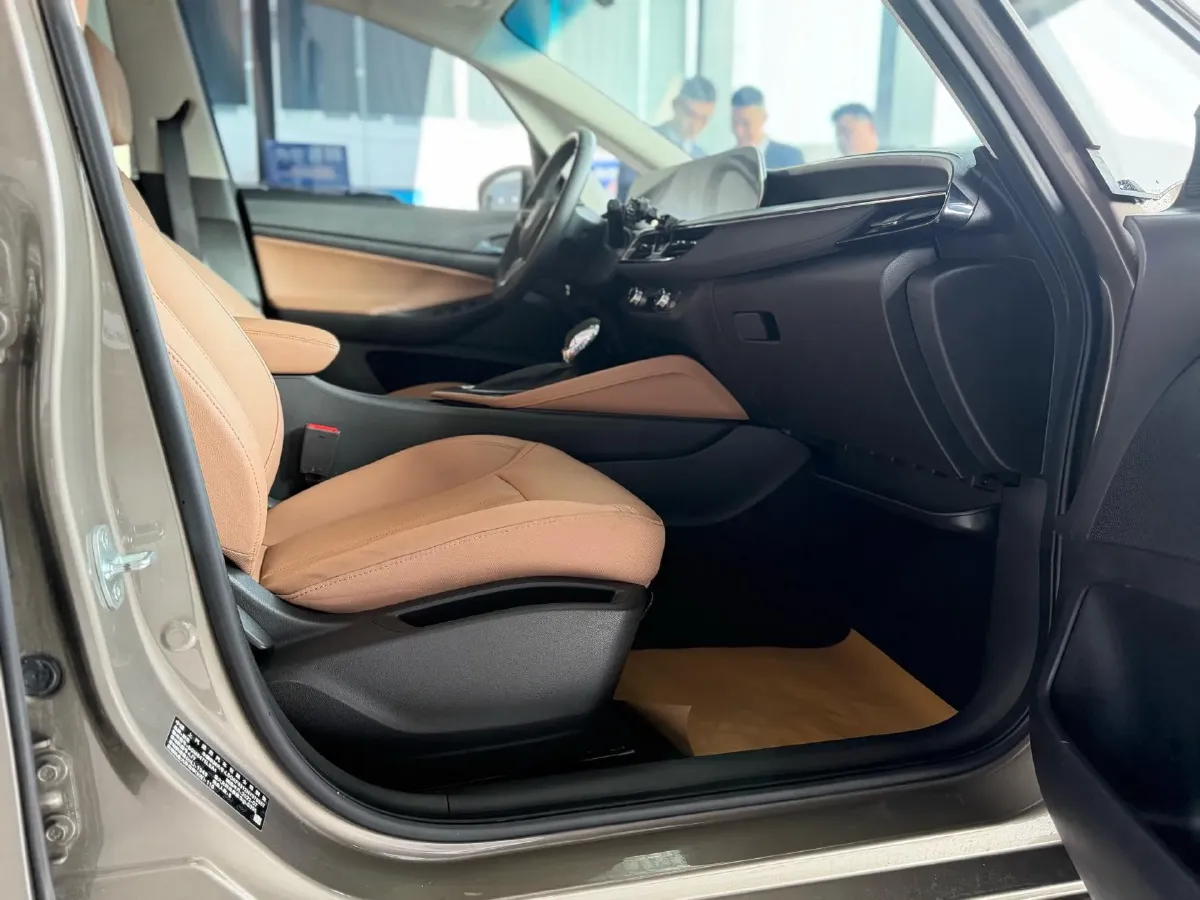 2021 Buick GL6 1.3T 163HP L3 6AT,autocango,china used car exporter,china ev exporter,chinese used car exporter,chinese used ev exporter