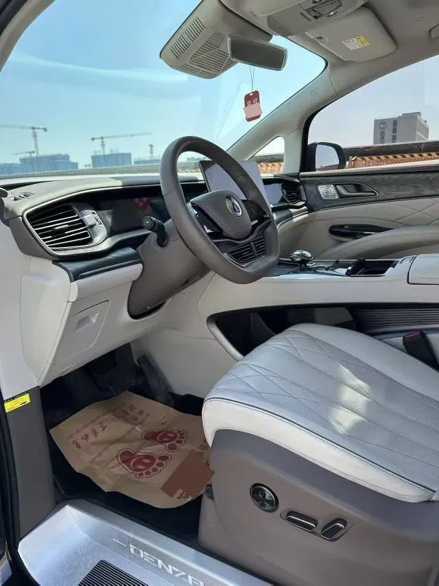 2022 HongQi HS7 3.0T 337HP V6 8AT,autocango,china used car exporter,china ev exporter,chinese used car exporter,chinese used ev exporter