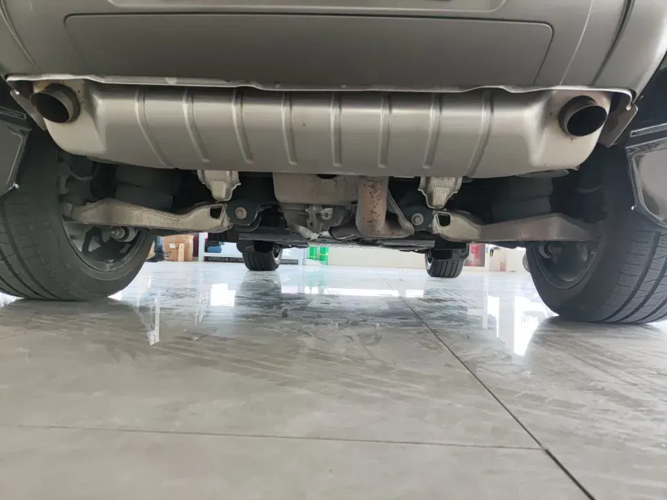 2023 Land Rover Defender 3.0T 400HP L6 8AT,autocango,china used car exporter,china ev exporter,chinese used car exporter,chinese used ev exporter