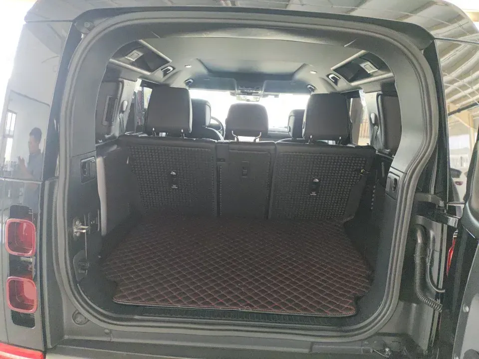 2023 Land Rover Defender 3.0T 400HP L6 8AT,autocango,china used car exporter,china ev exporter,chinese used car exporter,chinese used ev exporter