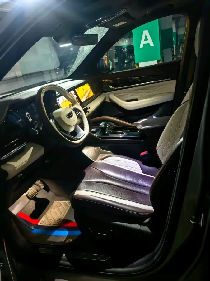 2021 Geely Monjaro 2.0T 218HP L4 7DCT,autocango,china used car exporter,china ev exporter,chinese used car exporter,chinese used ev exporter