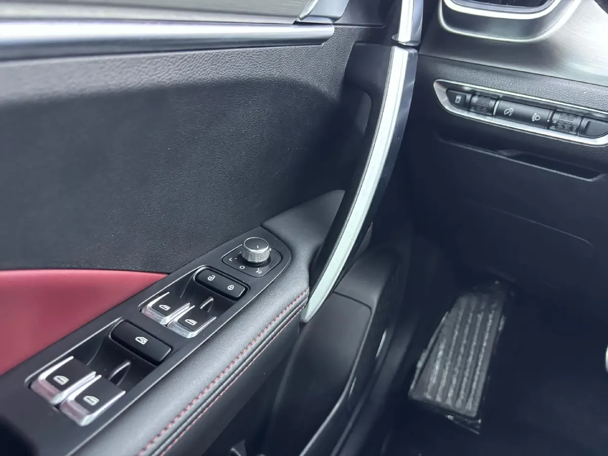 2020 Geely Coolray 1.5T 177HP L3 7DCT,autocango,china used car exporter,china ev exporter,chinese used car exporter,chinese used ev exporter