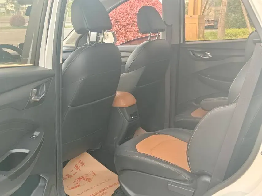 2019 WuLing HongGuang S3 1.5L 99HP L4 6MT,autocango,china used car exporter,china ev exporter,chinese used car exporter,chinese used ev exporter