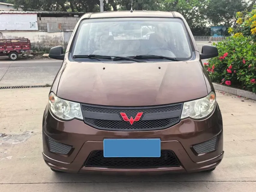 2018 WuLing HongGuang 1.2L 82HP L4 5MT,autocango,china used car exporter,china ev exporter,chinese used car exporter,chinese used ev exporter